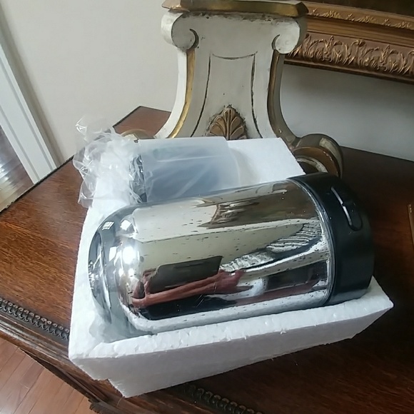 UNMATCHED Essential Oil Diffuser - Picture 2 of 2